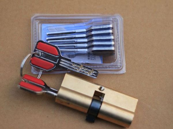 广汉24小时上门开锁公司